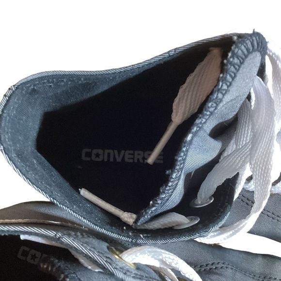 Converse Chuck Taylor Hi Top All Star Sneakers Size Women’s 10 Men’s Size 8 - Picture 15 of 16
